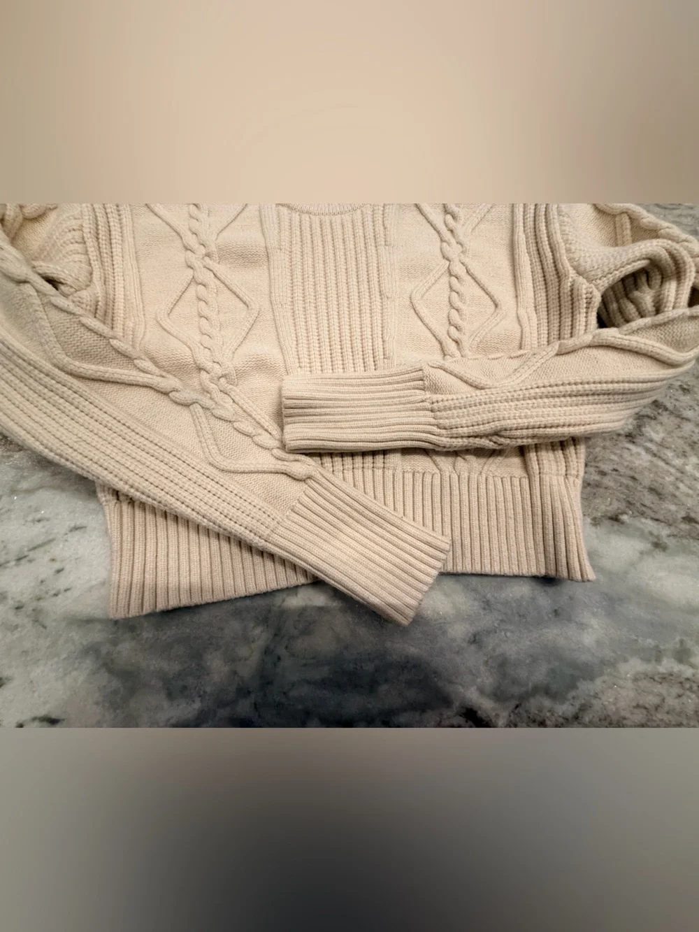 DKNY Jeans XS Cream Cable Knit Cropped Crewneck Sweater